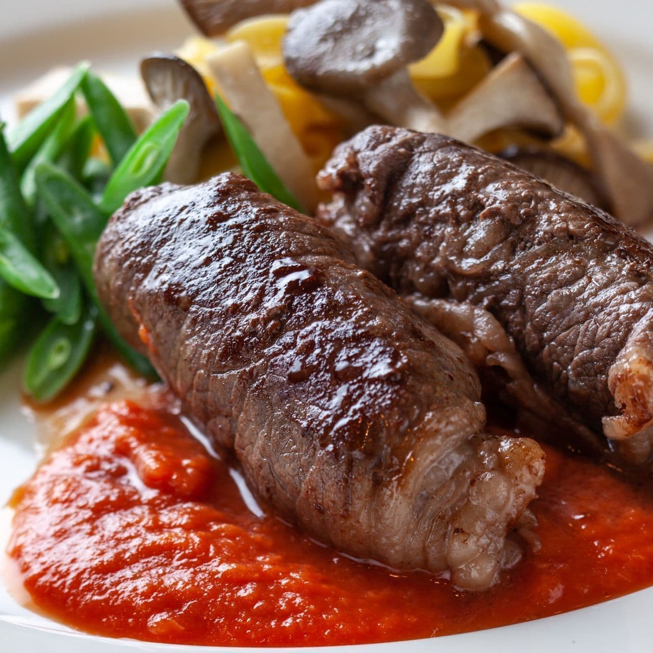 遊々舎の夕食例 肉巻き