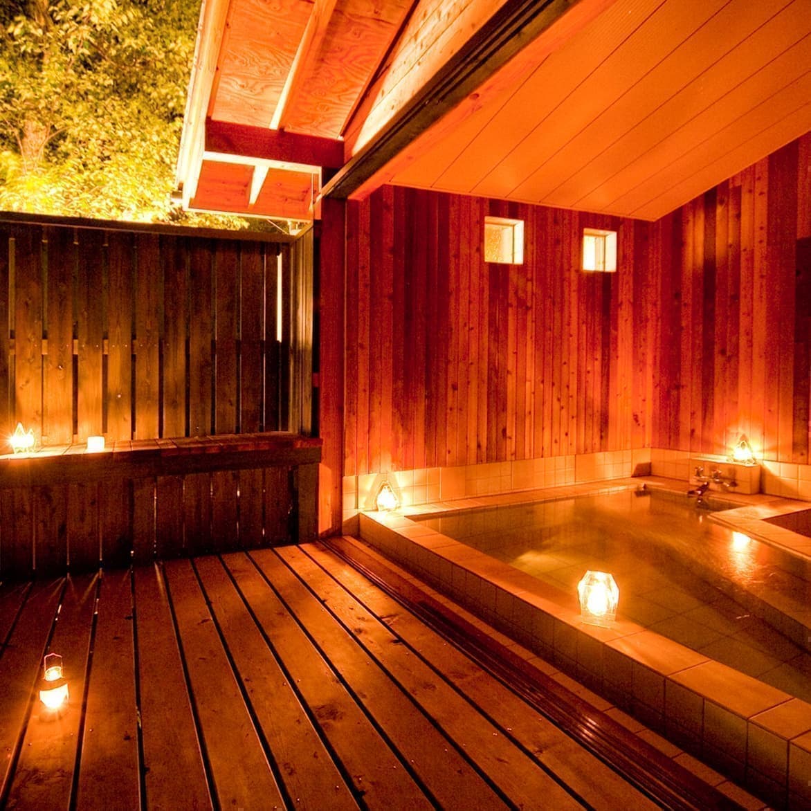 オーナー手作り温泉風呂　夜景